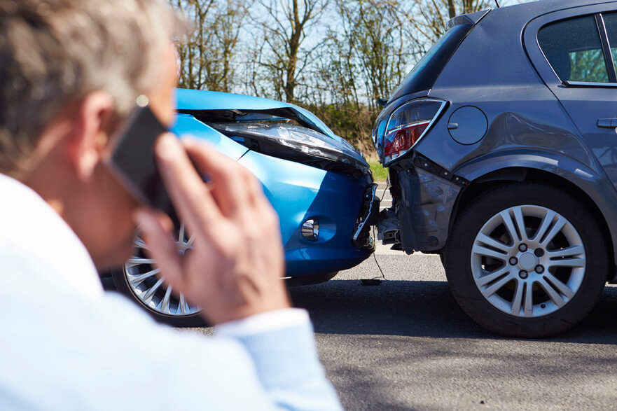 Een geparkeerd voertuig aanrijden: de belangrijke oorzaak van auto-ongevallen in België