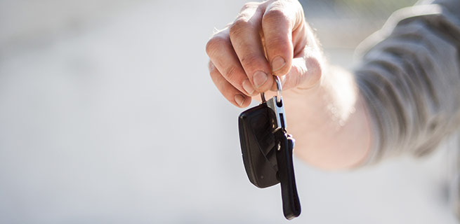 Hoe je verzekeringscontract opzeggen als je je auto verkoopt